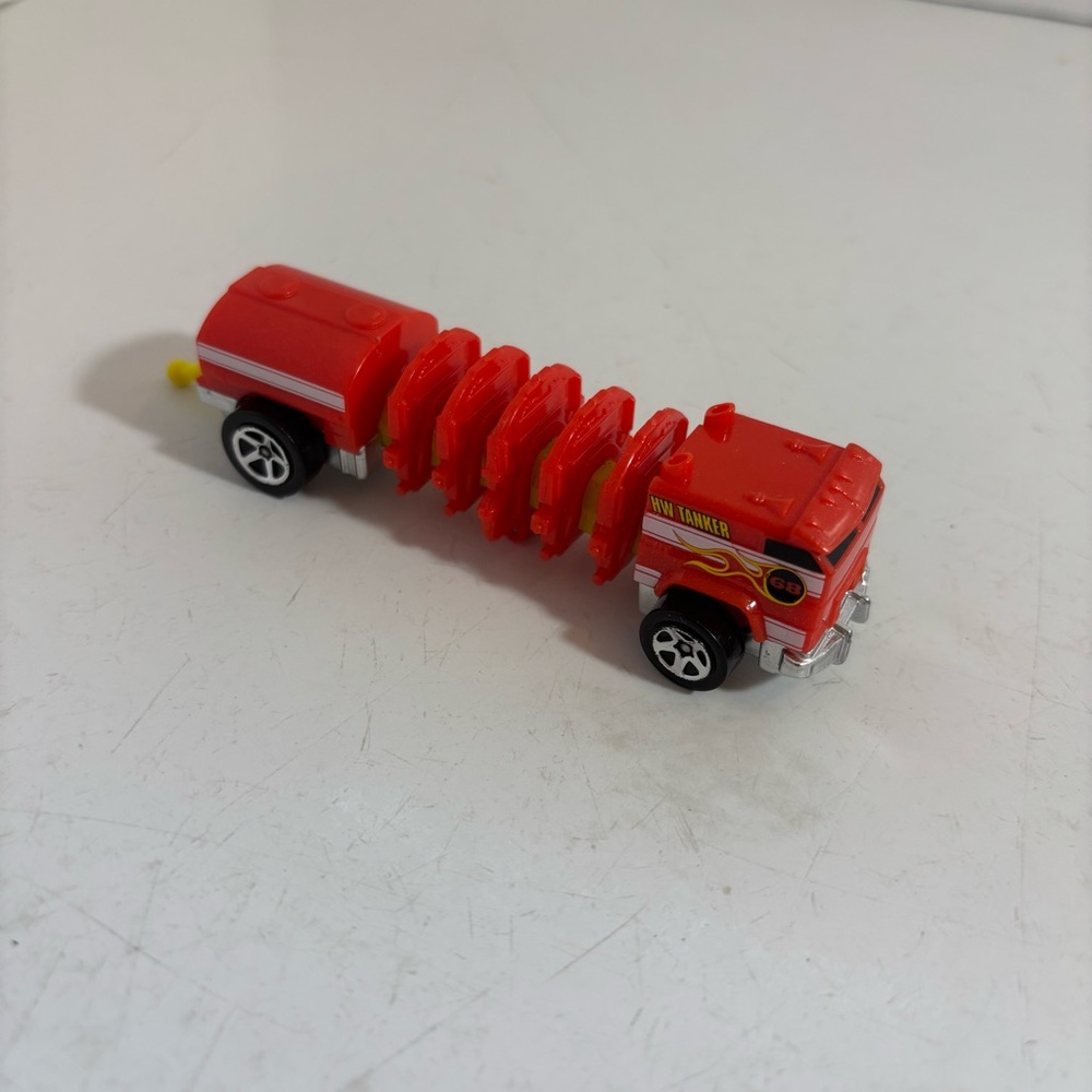 Hot‎ wheels 2013 mutant monster HW tanker red toy truck